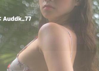 Myung Ah的资源来了，最新的VVVIPGallery，有种快递快递的期待感。